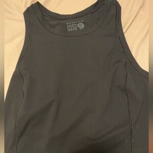 Mountain Hardwear Jet Black Active Cropped Top